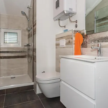 Two-bedroom In Apartment Brodarica (Sibenik-Knin)